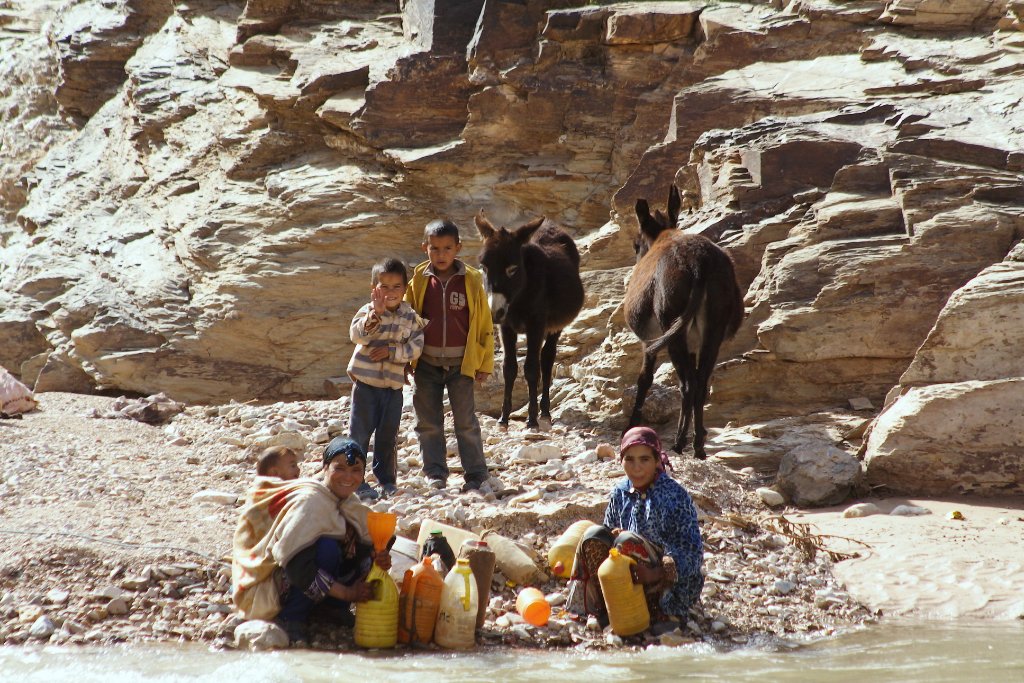 10-Berber family.jpg - Berber family